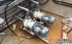 問(wèn):抽磷酸什么樣的料漿泵合適?哪種好???